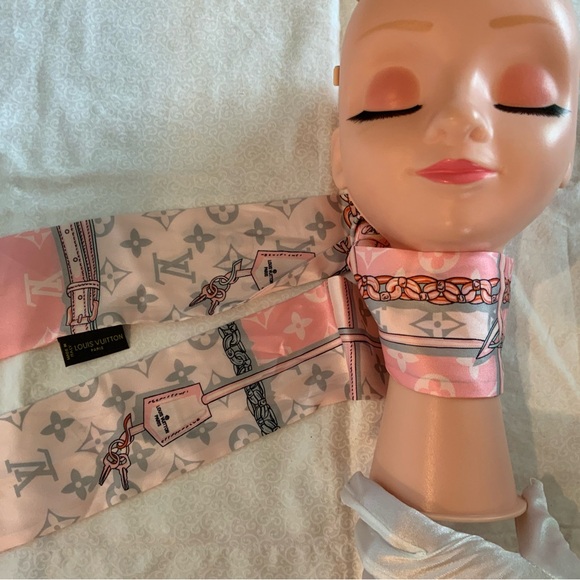 LOUIS VUITTON Bandana Monogram Confidential Silk Scarf Elegant Accessory